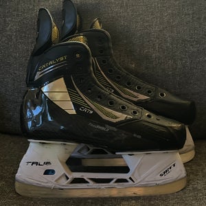 Intermediate True Regular Width  Size 4.5 Catalyst 9 Hockey Skates