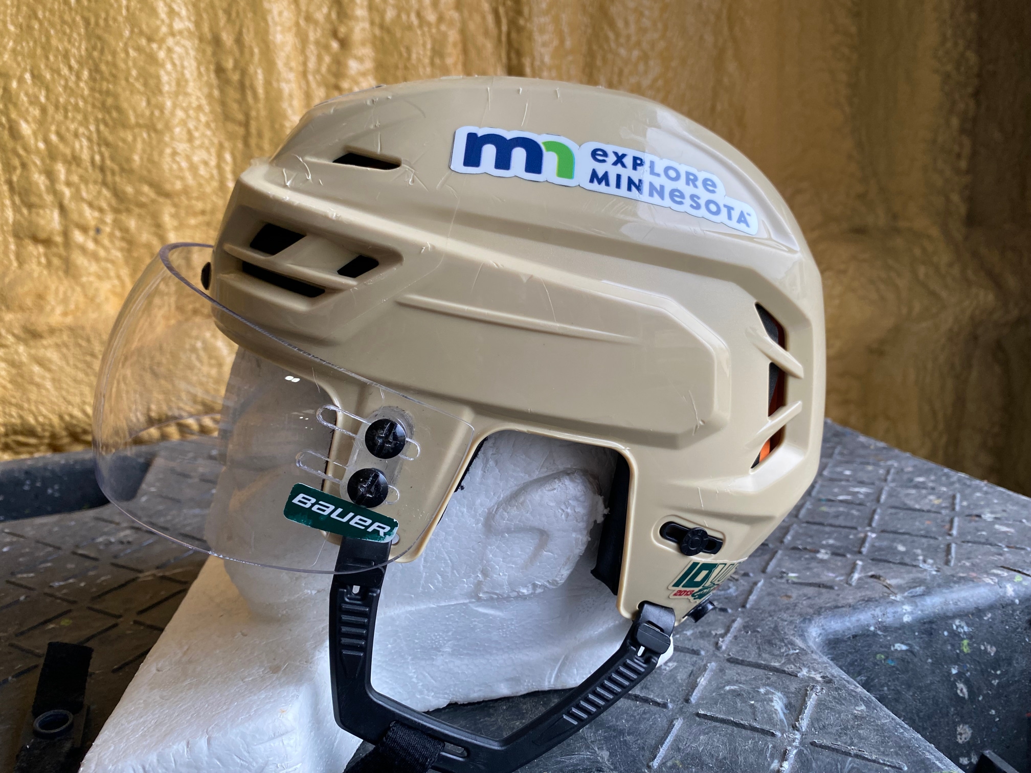 CCM Tacks 710 Pro Stock Hockey Helmet Wheat Beige Small Bauer Visor Combo 4743
