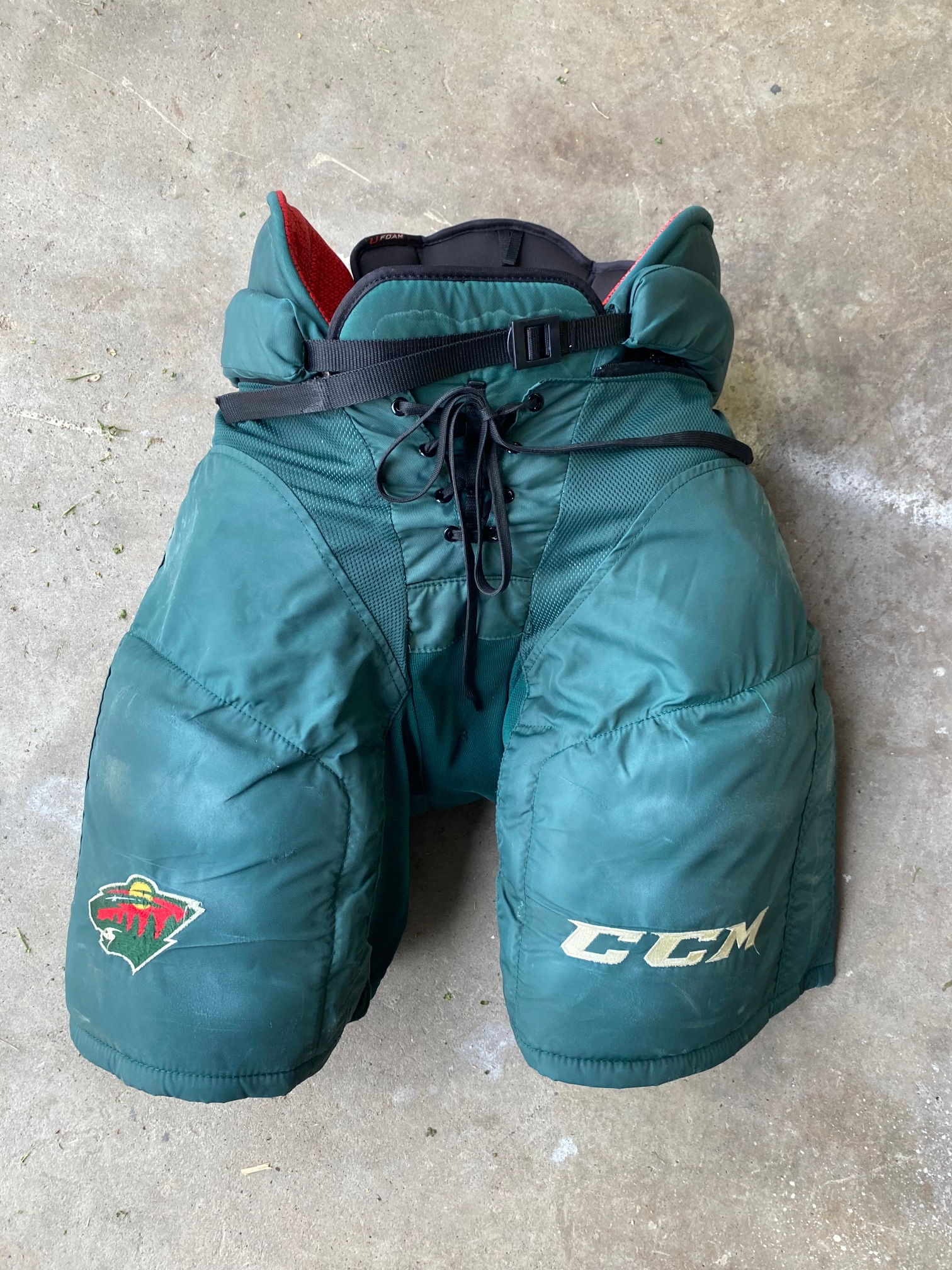 CCM HP45X Pro Stock Hockey Pants Medium Minnesota Wild Green 4748