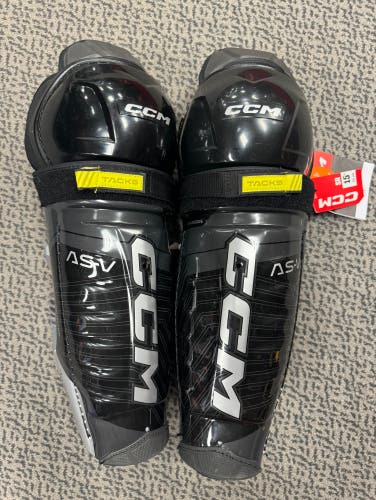 CCM Tacks AS-V 15” shin pads