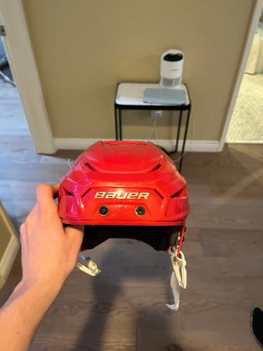 Used Small/Medium Bauer Hyperlite Red Helmet