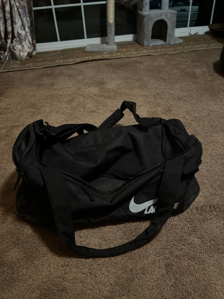 Nike lacrosse duffel bag