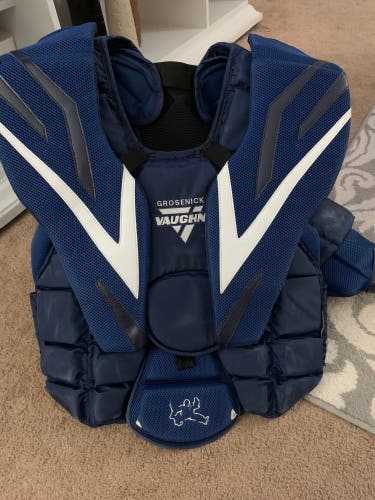 Vaughn Vision 9500 Troy Grosenick Pro Return Chest Protector