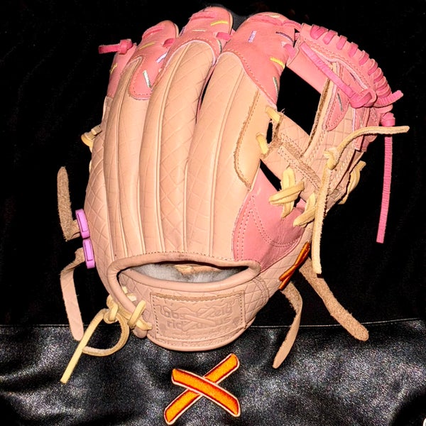 Aria Pro Model Strawberry Ice Cream Baseball Glove (11.5”) + Bag + Pink GloveLocks