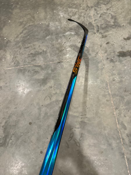 (BRAND NEW) Senior RH Nexus Sync Hockey Stick