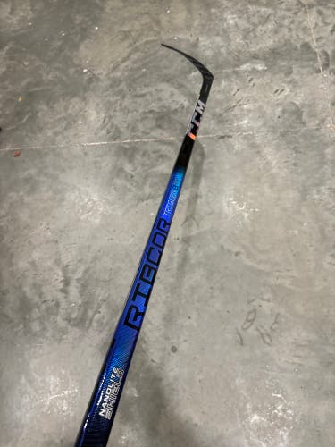 (BRAND NEW) Senior RH RibCor Trigger 8 Pro Hockey Stick
