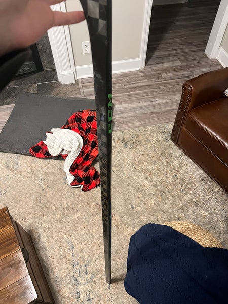 Senior Right Handed P28 RibCor Trigger 6 Pro Hockey Stick