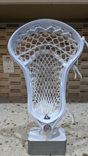 Like New Maverik Strung Optik 3.0 Head
