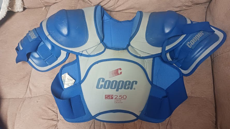 Cooper SP250 large shoulder pads