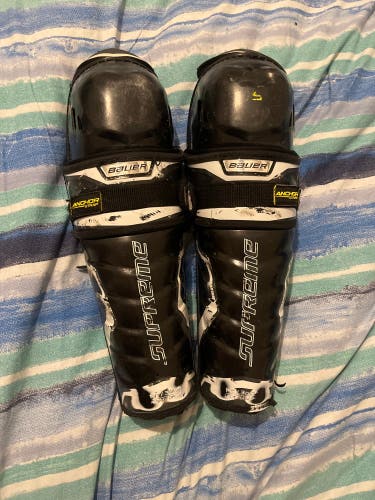 Used Bauer 14"  Supreme 2S Shin Pads