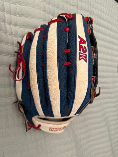 A2K Mookie Betts glove
