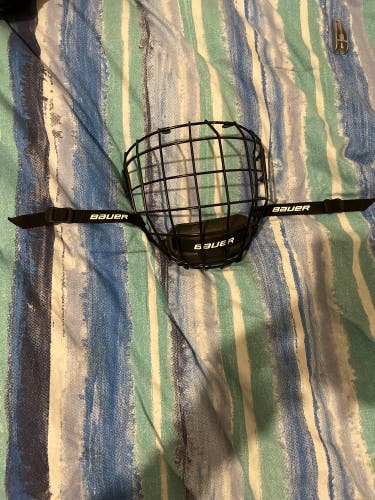 Medium Bauer Full Cage Profile II Facemask