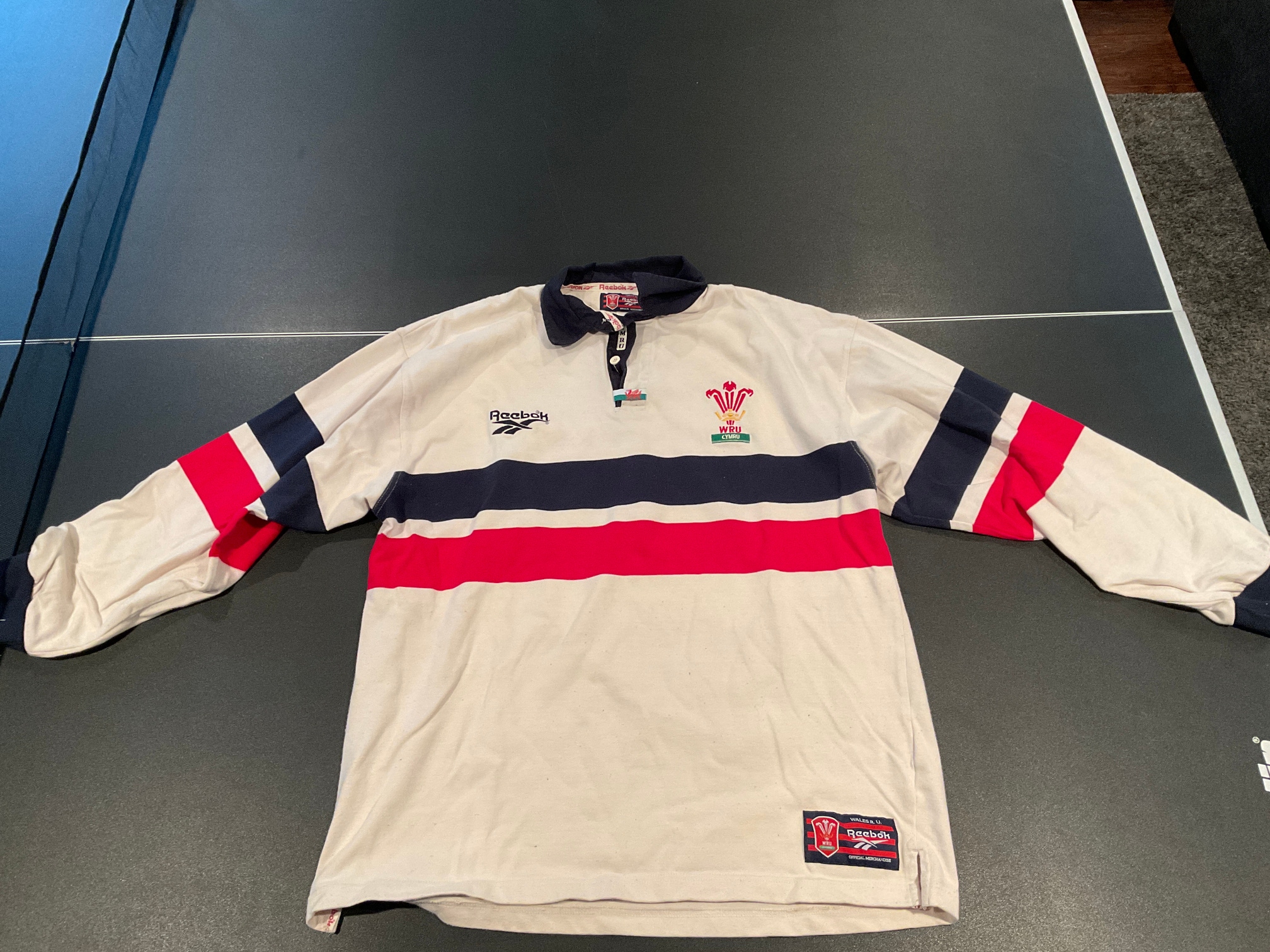 RUGBY Jersey - White Used Size 46 / 48 Reebok Jersey. Comparable to men’s XL