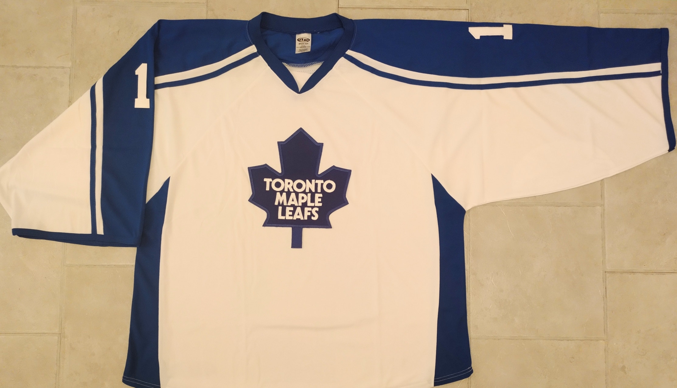 Athletic Knit H7600G "Leafs" Style Hockey Jersey - 4XL- NEW - White