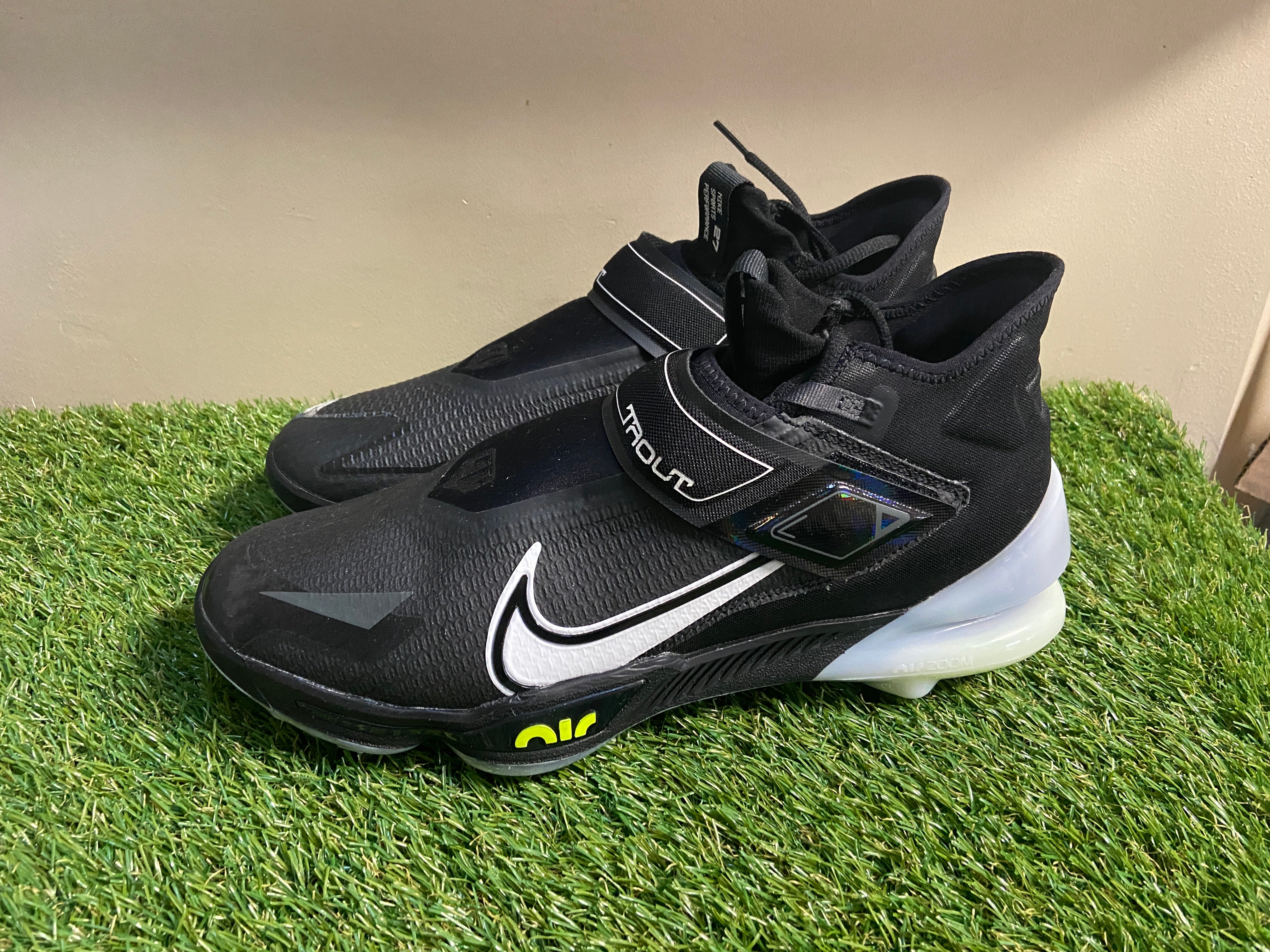 Nike Force Zoom Trout 8 Elite Black White CZ5913-010 Baseball Cleats Mens 12 NEW Nike Force Zoom Trout 8 Elite Size 12 Mens Baseball Cleats  main image 2