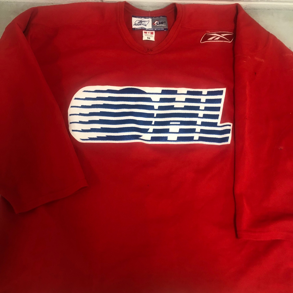 Nearly NEW OHL size 56 red practice jersey #23