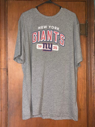 NFL Team Apparel New York Giants T Shirt Mens Size XL Brand New With Tag Graphic