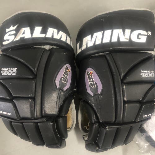 VINTAGE SALMING size XL black hockey gloves