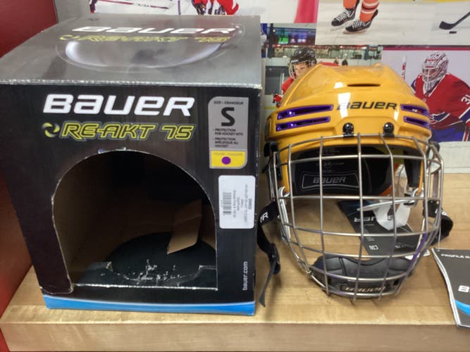 New Small Bauer Re-Akt 75 Helmet Gold with purple vents