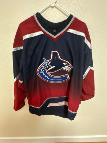 Vancouver Canucks KOHO alternate jersey