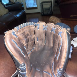 2023 Right Hand Throw 11" Japan select Baseball Glove