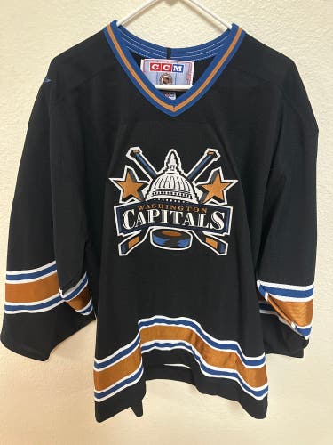 Washington Capitals black alternate jersey