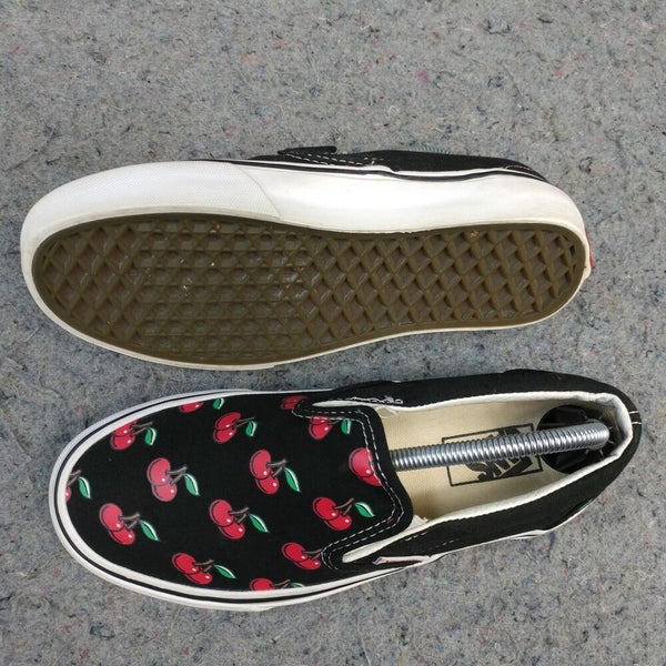 Vans Classic Slip On Womens Shoes Size 6 Canvas Skate Sneaker Cherries Black