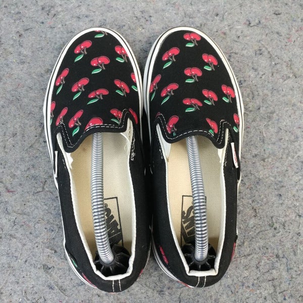 Vans Classic Slip On Womens Shoes Size 6 Canvas Skate Sneaker Cherries Black