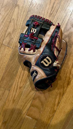 Wilson RHT 11.5" DP15 A2000 Baseball Glove