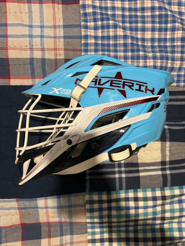 Maverik Showtime Helmet