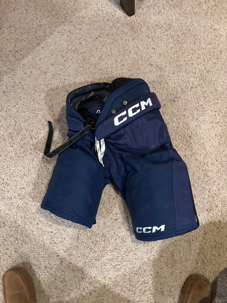 Senior Large CCM  Tacks AS-V Hockey Pants