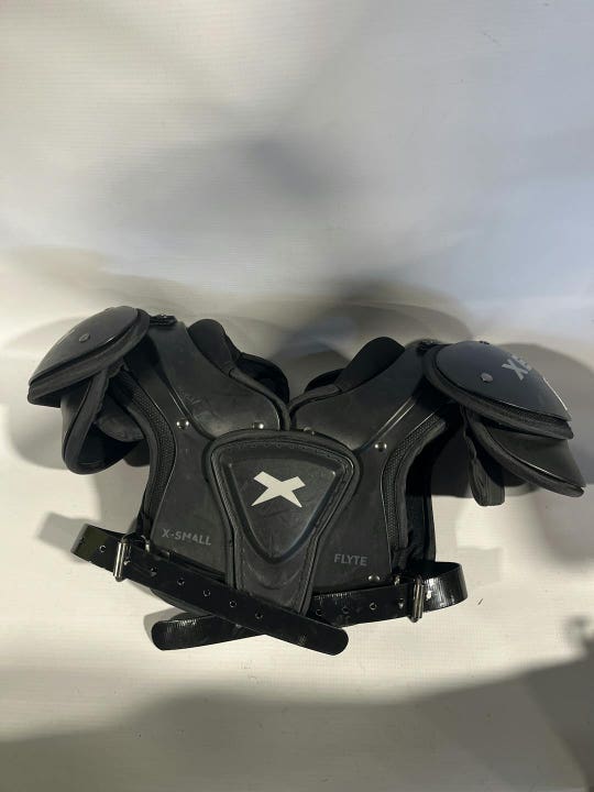 Used Xenith Flyte Xs Football Shoulder Pads