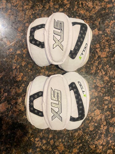 Small / Medium STX Cell V Arm Pads