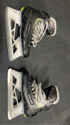Used Bauer   Size 2.5 Elite Hockey Goalie Skates