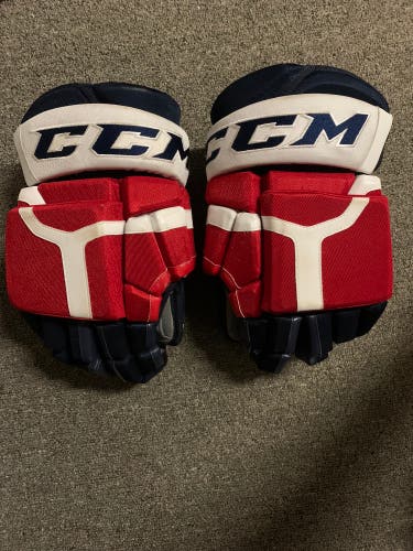 AHL Rochester Americans Hockey Gloves 15” HG50PP