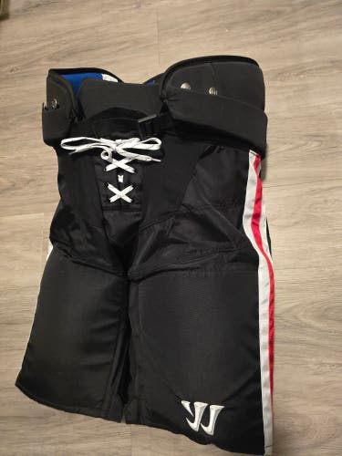 Warrior Pro Stock Chicago Blackhawks Pants Medium +1" Adjustable Length