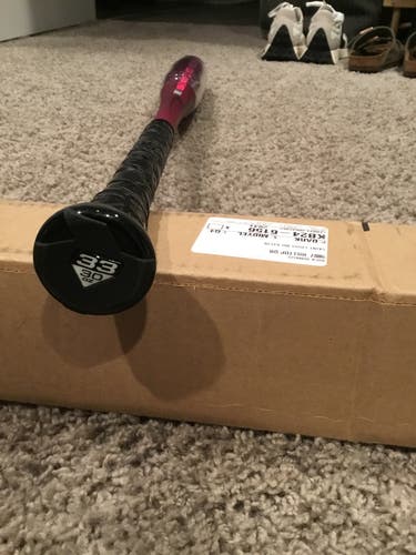 New BBCOR Certified 2024 DeMarini Alloy Voodoo Bat (-3) 30 oz 33"