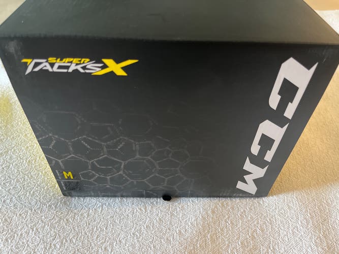 New CCM Super Tacks X Black Helmet Sr Medium Helmet Only