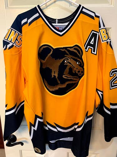Vintage Boston Bruins alternate Ken Baumgartner jersey