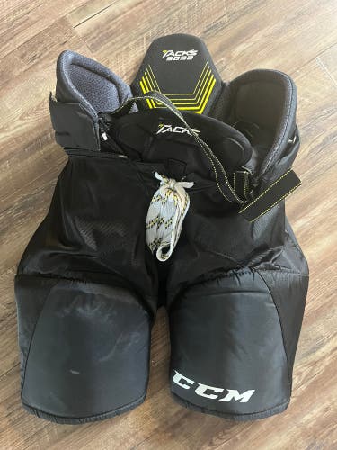 CCM Tacks 5092 JR Medium player pants
