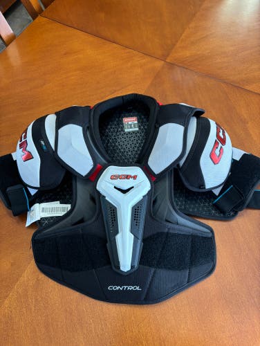 CCM JetSpeed Control Shoulder Pads.