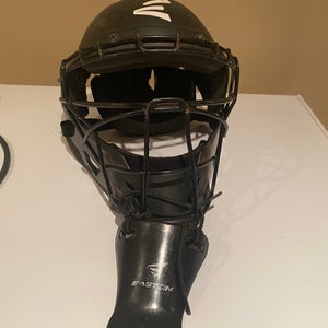 Easton Catchers Helmet 6 1/2 - 7 1/2 Black
