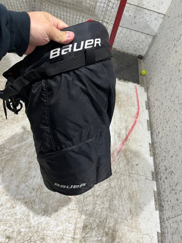 Junior Large Bauer Hockey Pants