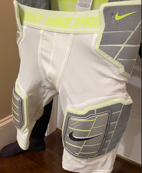 New- Nike pro combat padded shirt