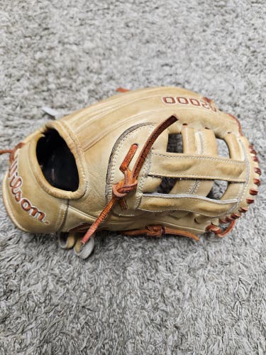 Wilson A2000 Baseball Glove 11.5"