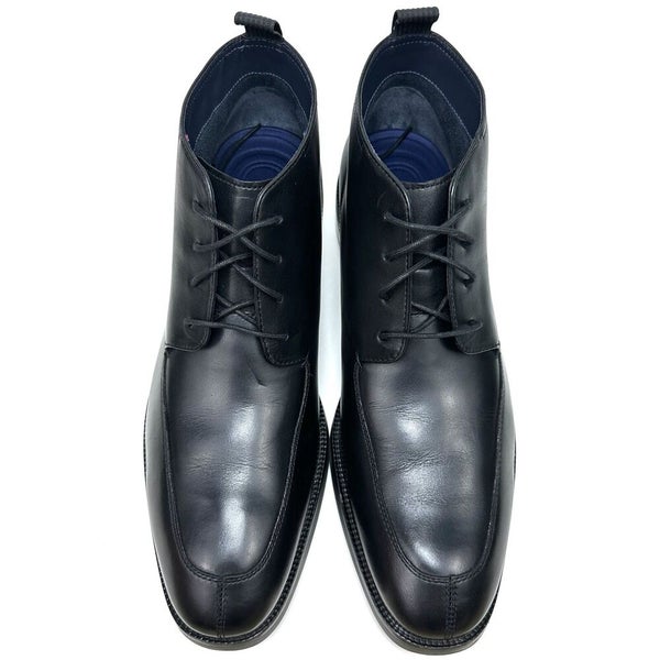 Cole Haan Men display picture 2