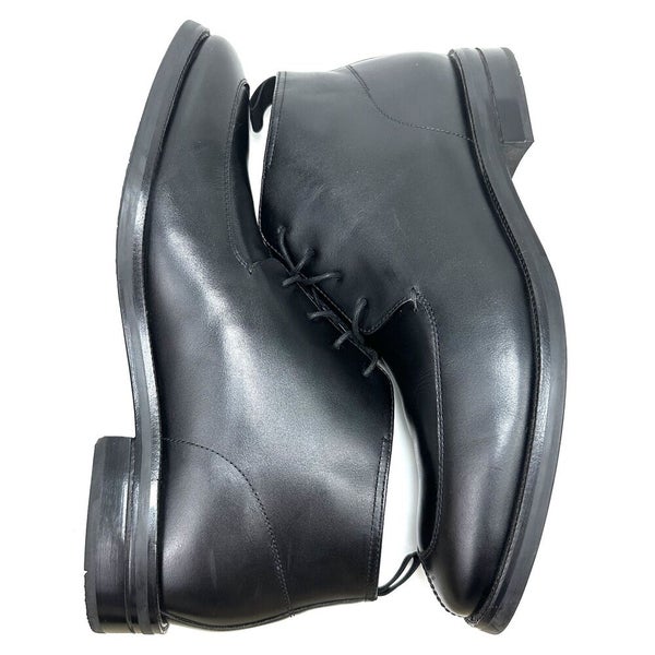 Cole Haan Men display picture 3