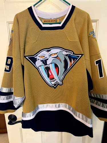 Nashville Predators alternate Jim McKenzie jersey