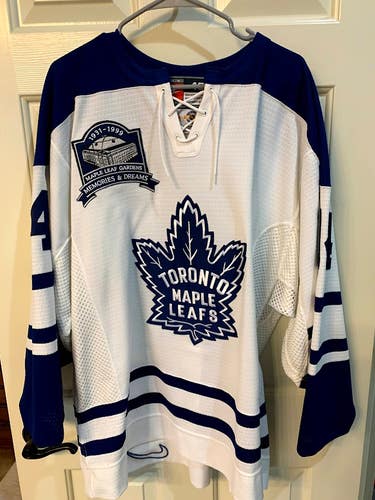 Authentic Toronto Maple Leafs alternate Darby Hendrickson jersey