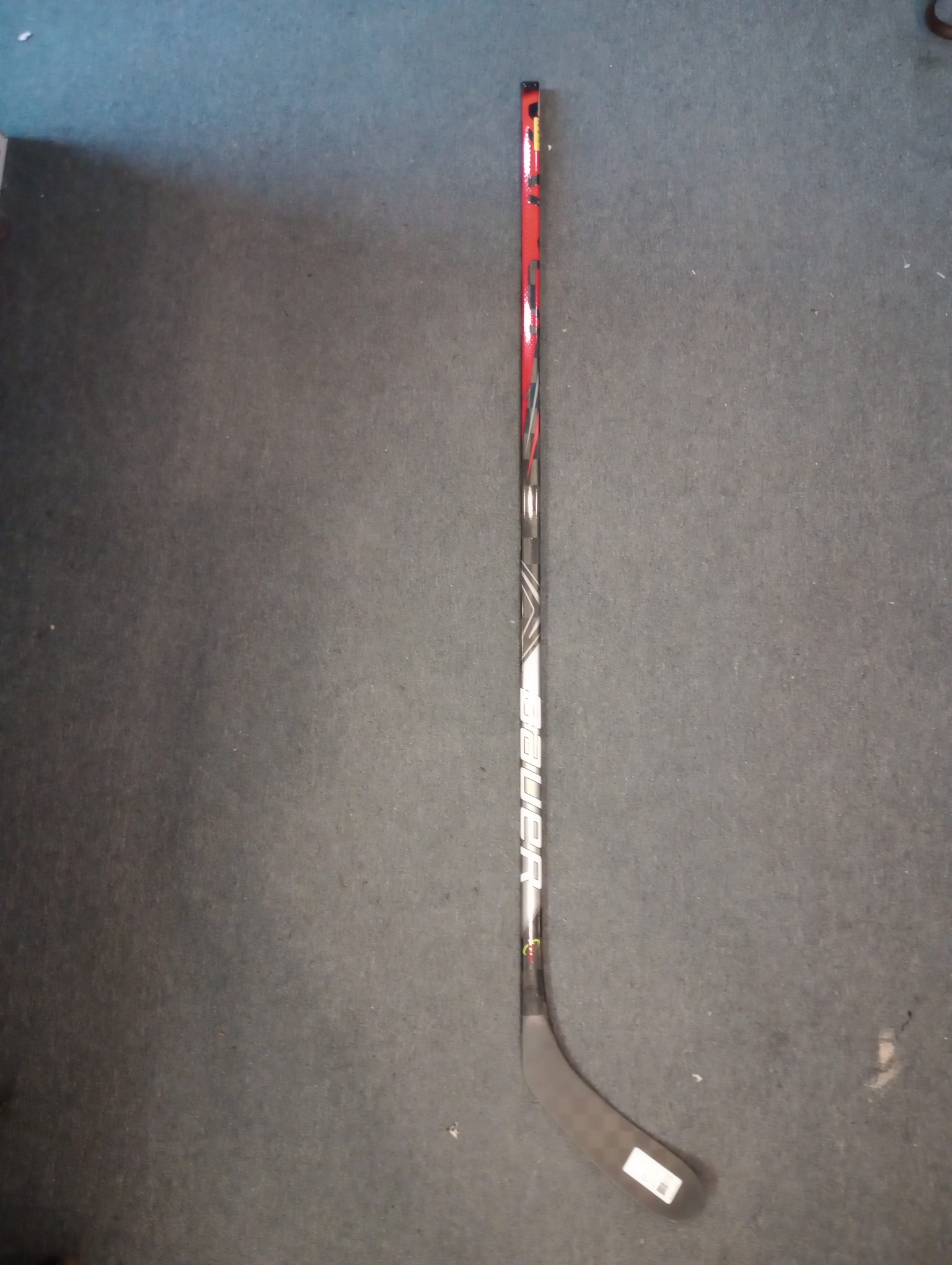 New Senior Bauer Left Hand Vapor FlyLite Hockey Stick P28